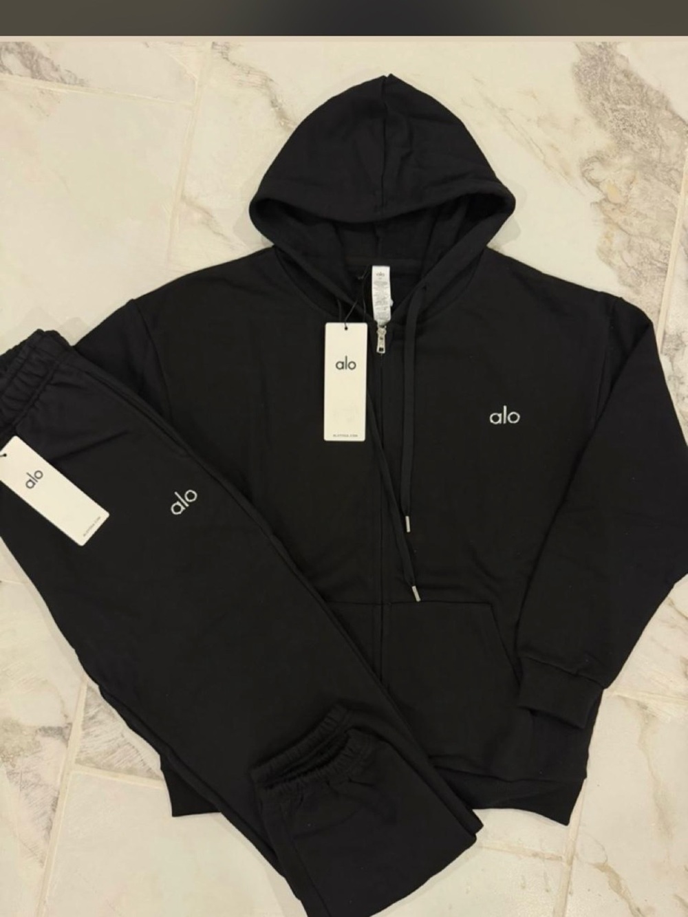 ALO Yoga Black tracksuit Set Sweaters Size Medium